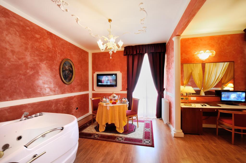 קולפיוריטו Hotel Benessere Villa Fiorita מראה חיצוני תמונה