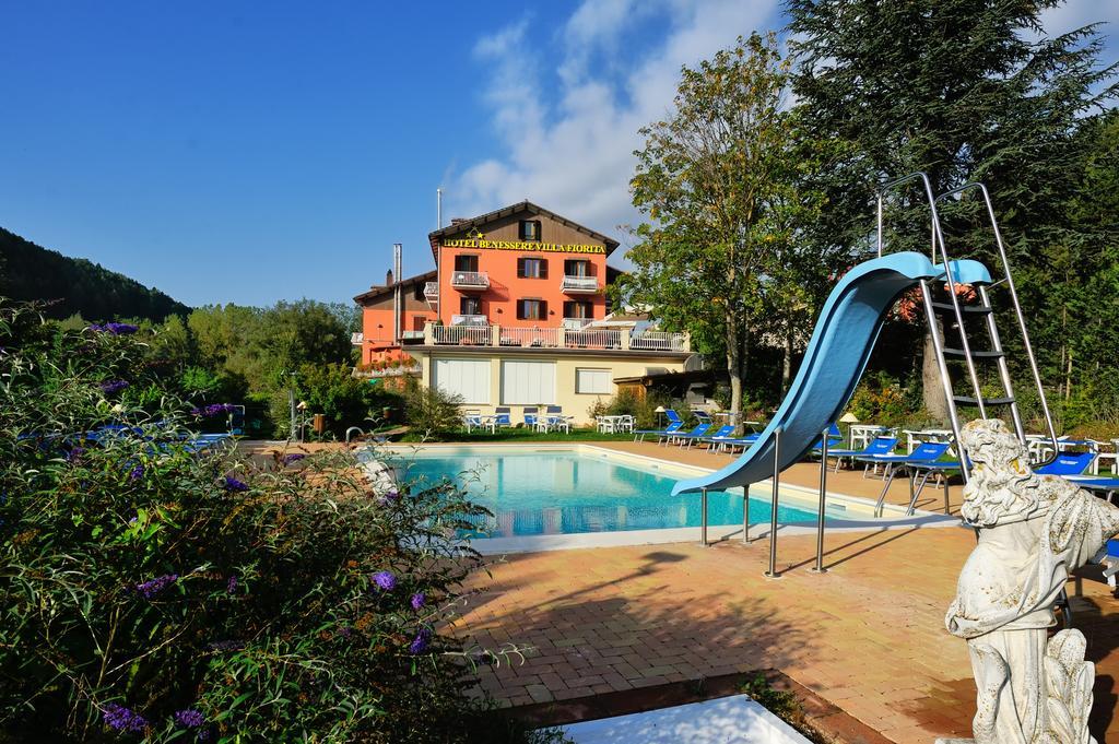 קולפיוריטו Hotel Benessere Villa Fiorita מראה חיצוני תמונה